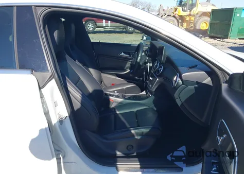 2019 Mercedes-Benz Cla 250 из США, поврежденный, VIN WDDSJ4EB2KN750454